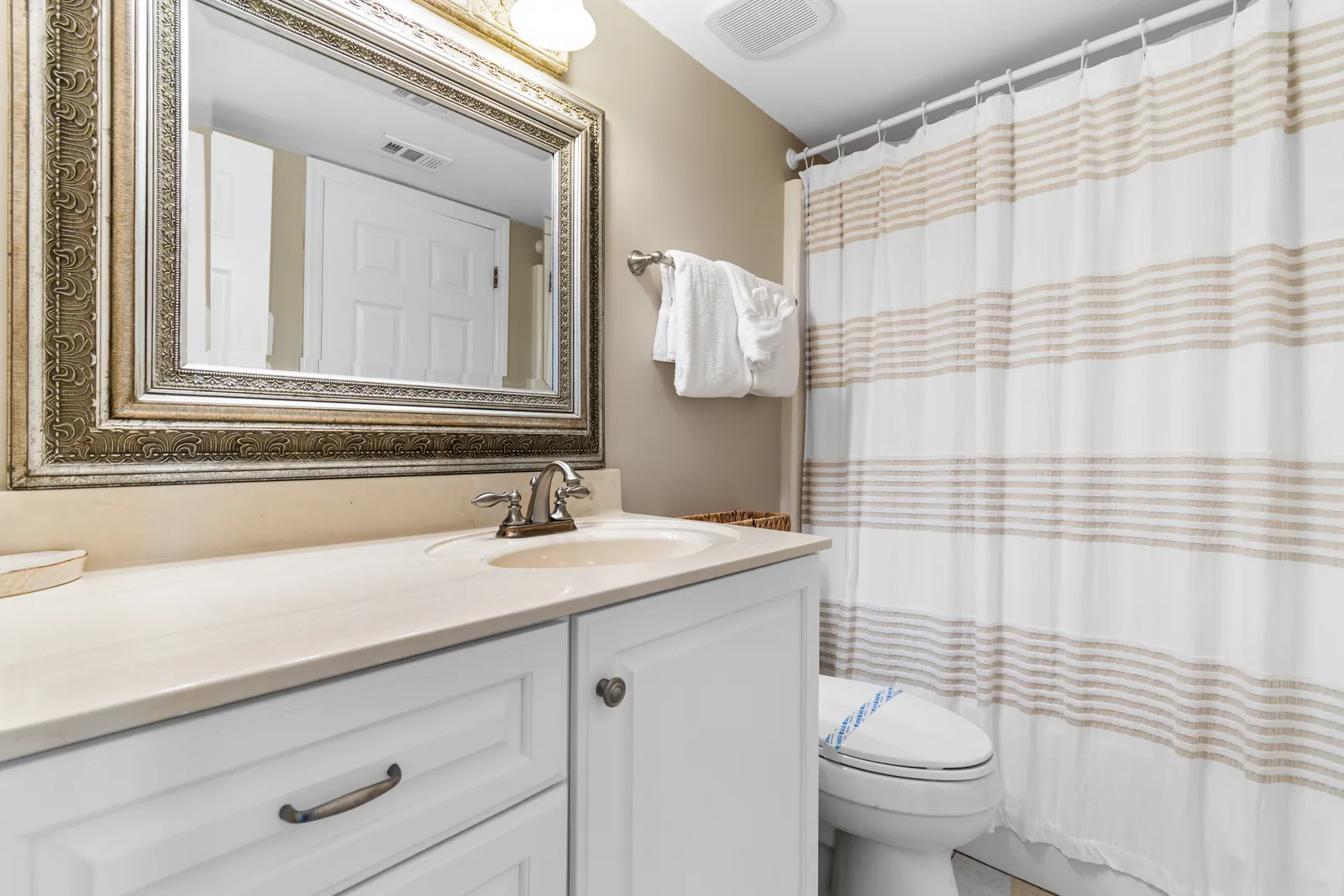 Surf Master, Unit 601 photo 23