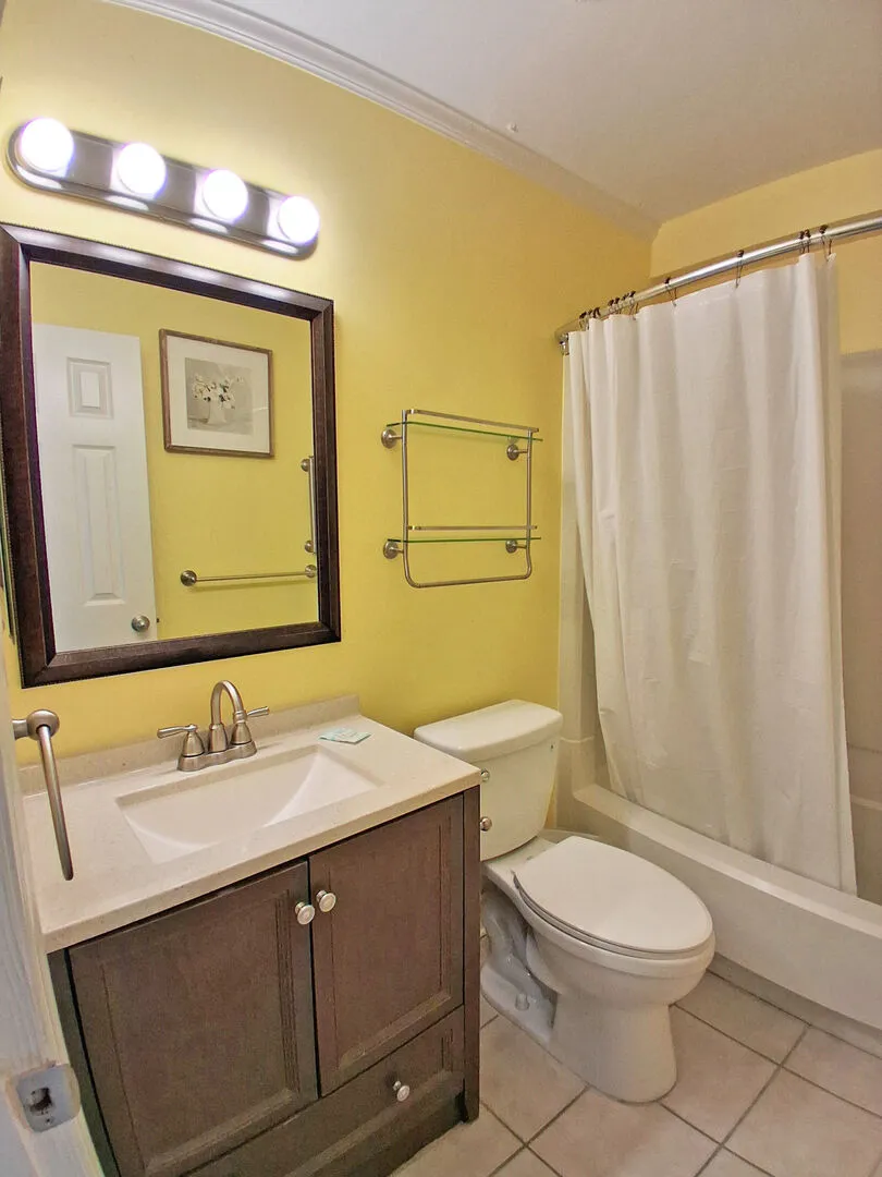 Beach House 307 photo 16