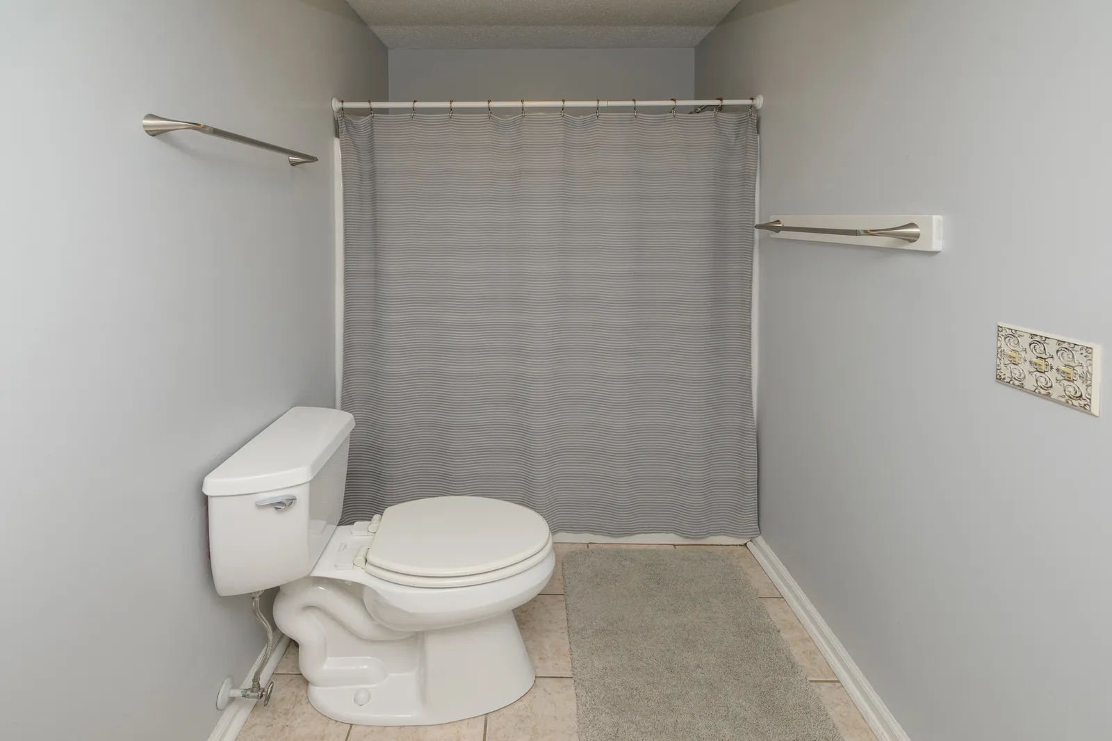 Islander I2 photo 19