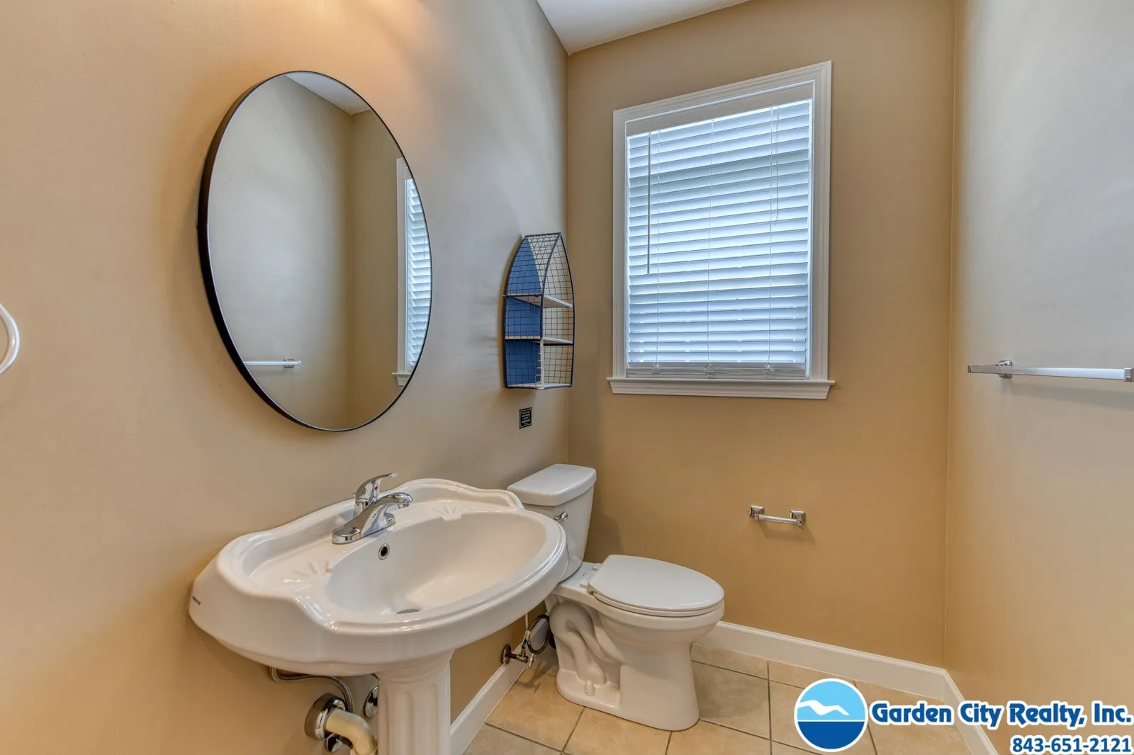 Sea Breeze B photo 16