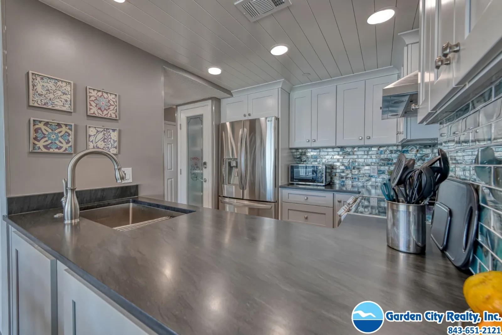 One Ocean Place 403 photo 13