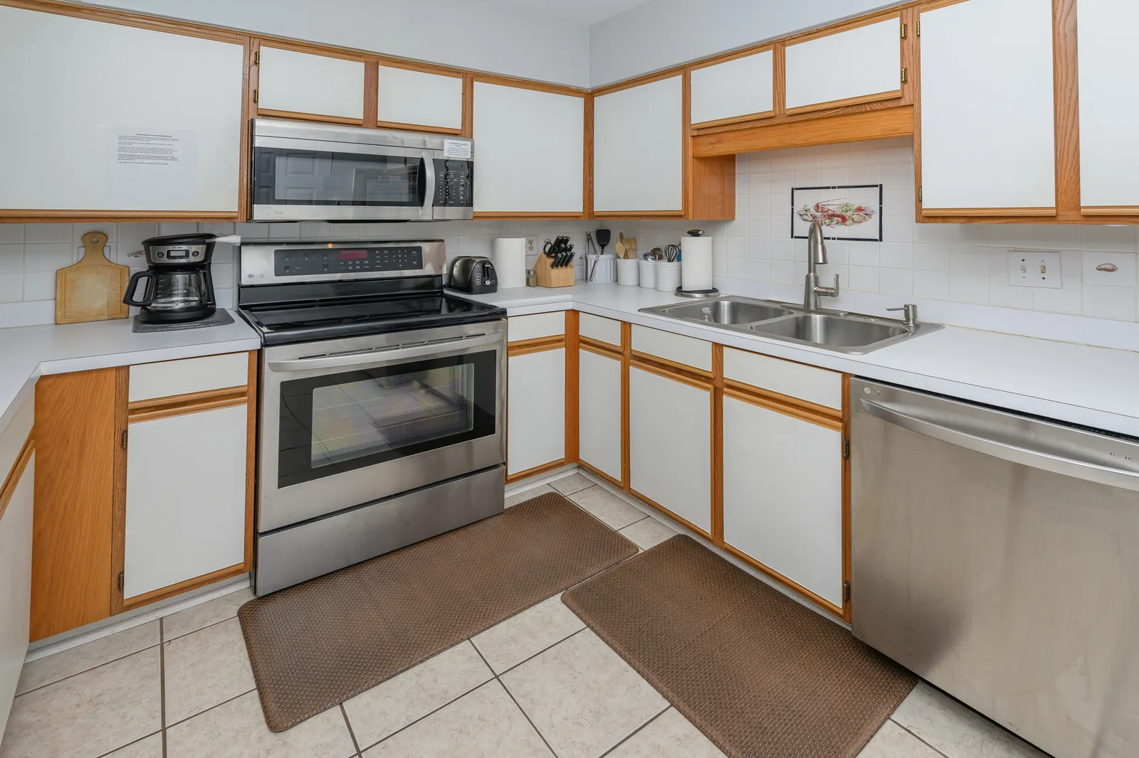 Islander I2 photo 4