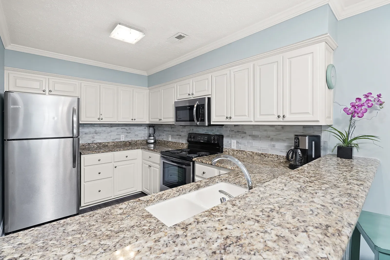 Dolphin Cay, Unit 203 photo 12