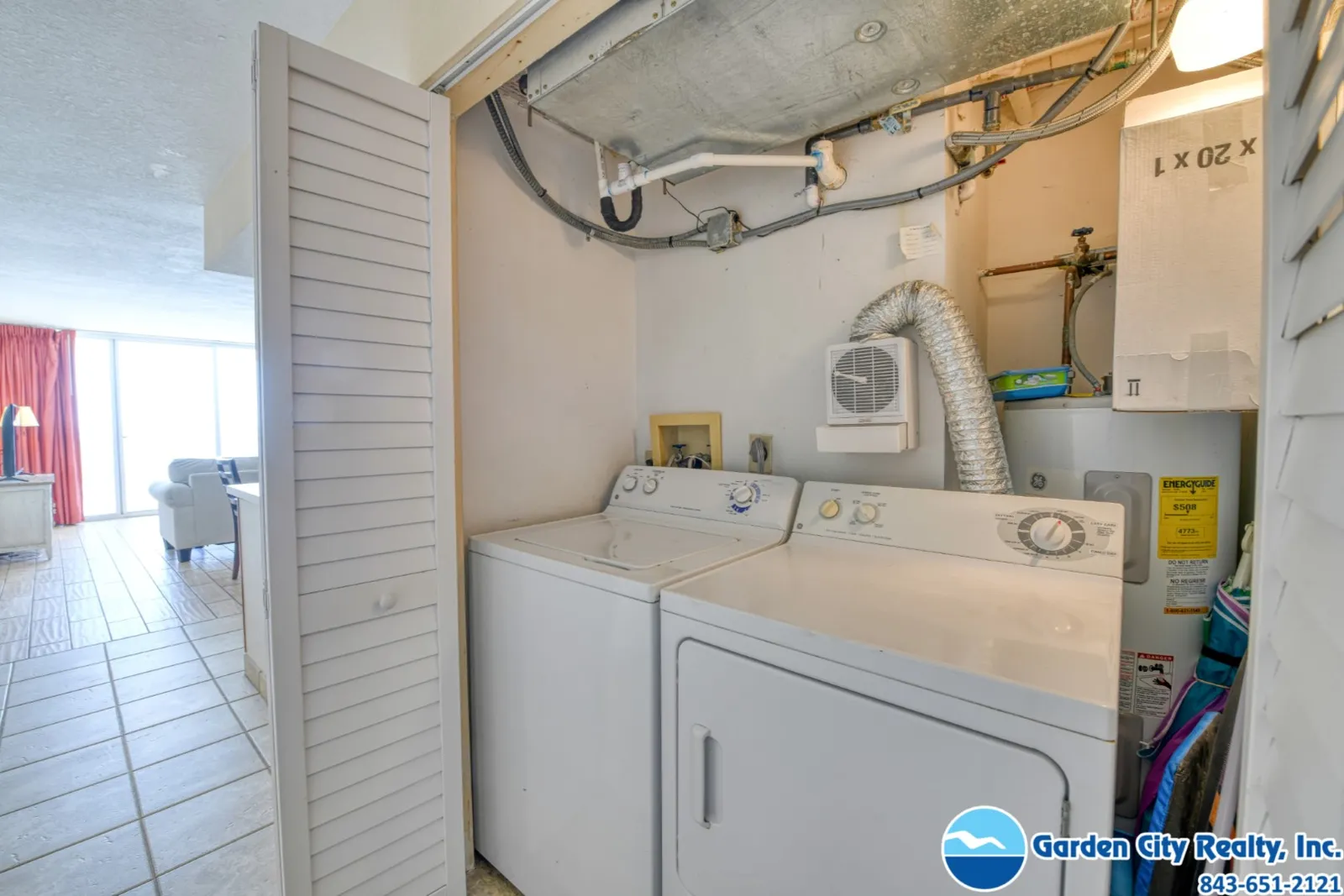 Water's Edge 709 photo 18