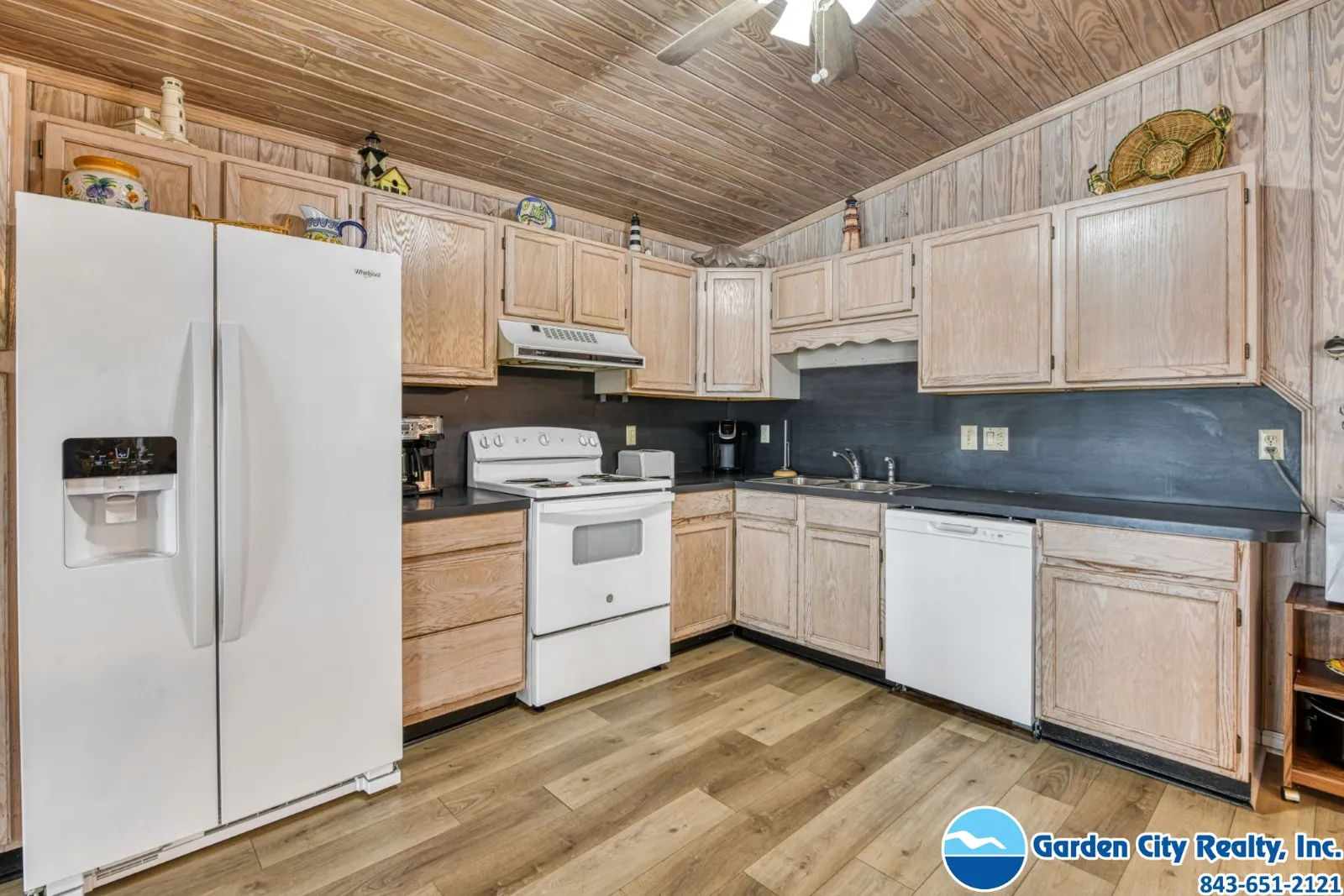 IR House photo 16
