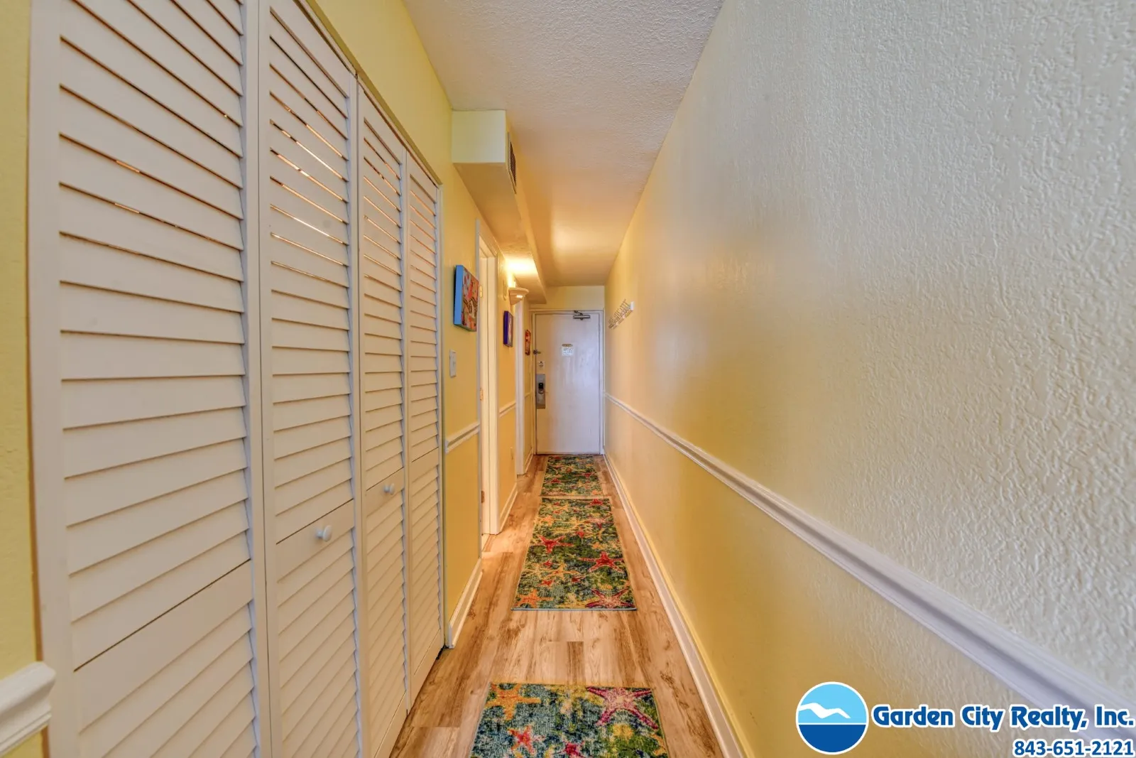 Water's Edge 708 photo 13
