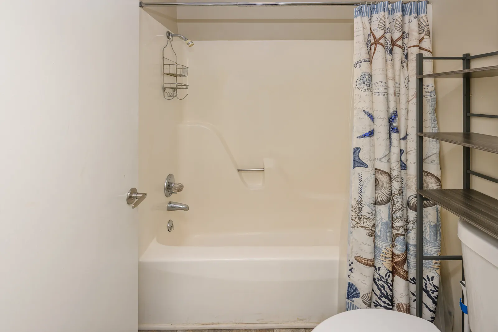Sea Grove 202 photo 15
