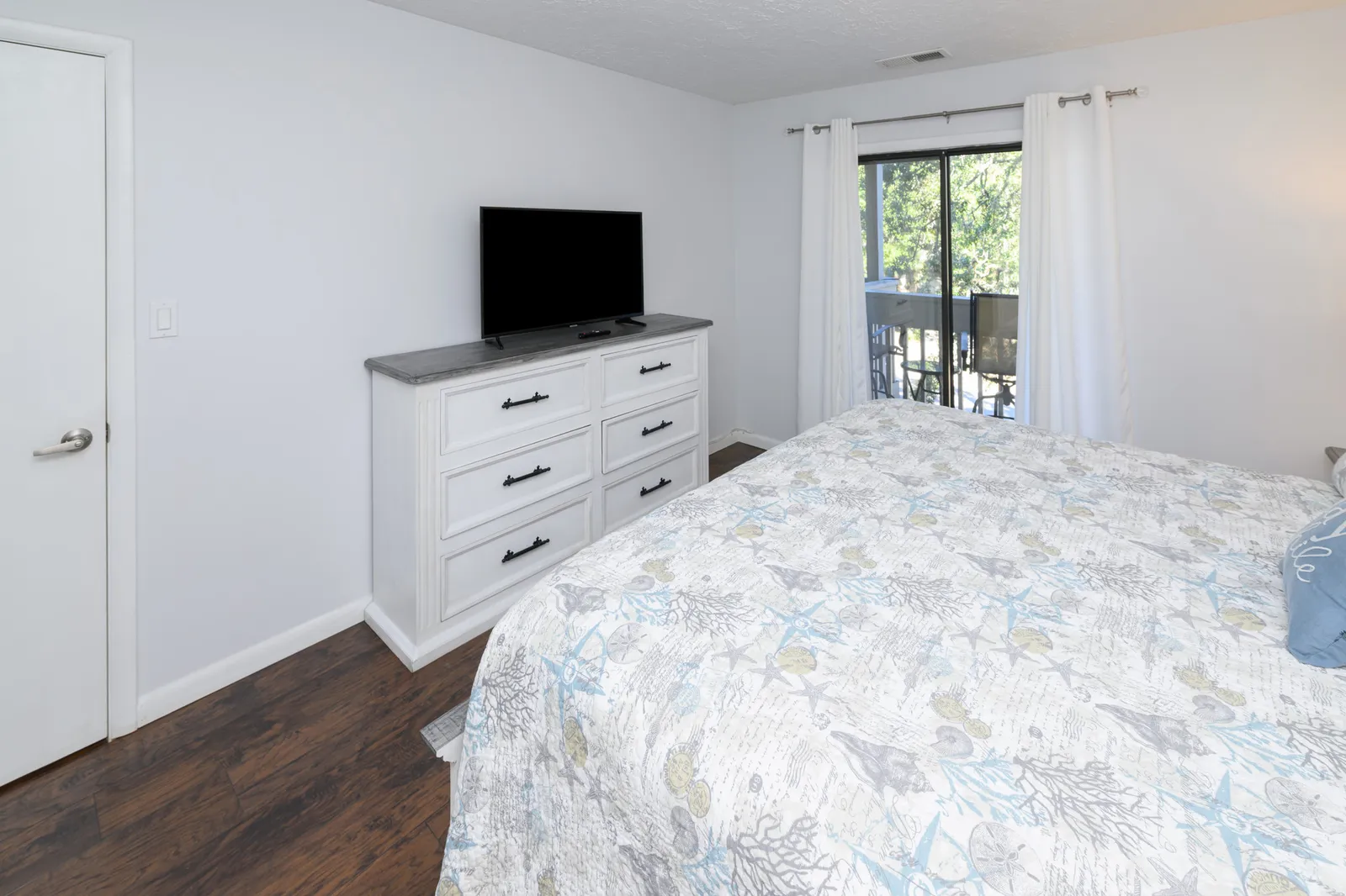 Sea Grove 202 photo 10