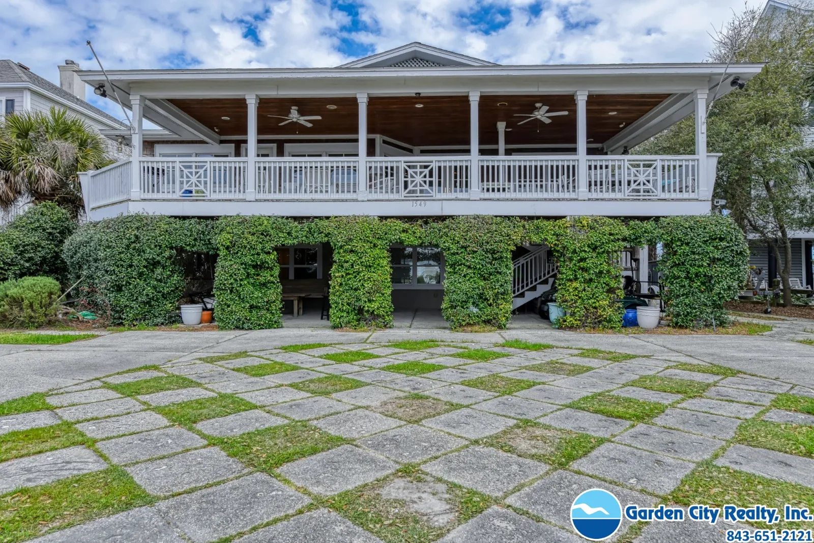 DeBerry Oceanfront photo 2