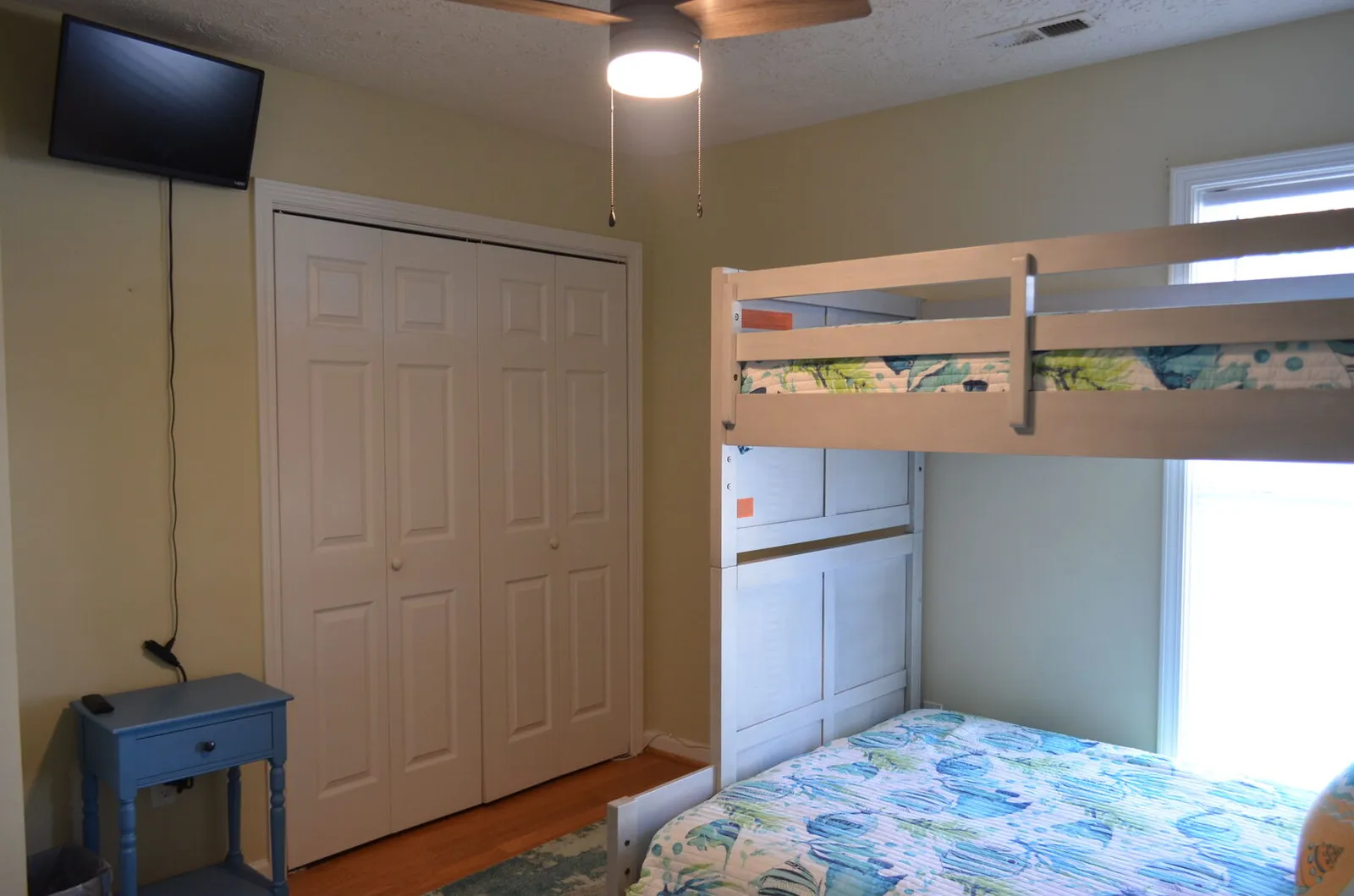 Surfside Suite photo 22