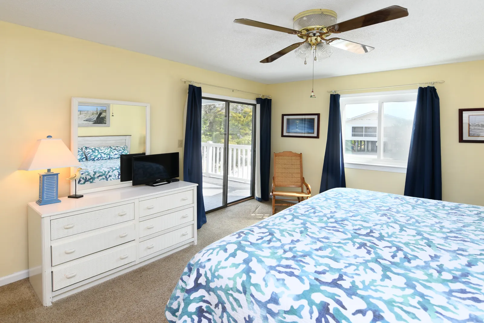 Vantage Pointe 101 photo 9