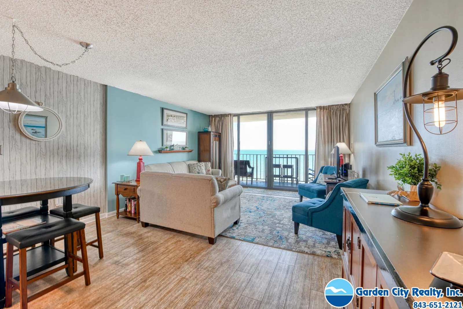 Royal Garden Resort 702 photo 11