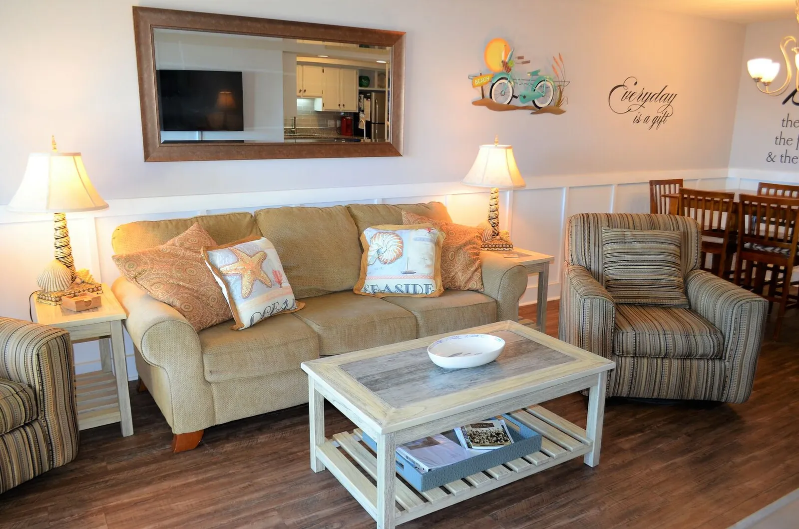 Shores of Surfside II 109 photo 3
