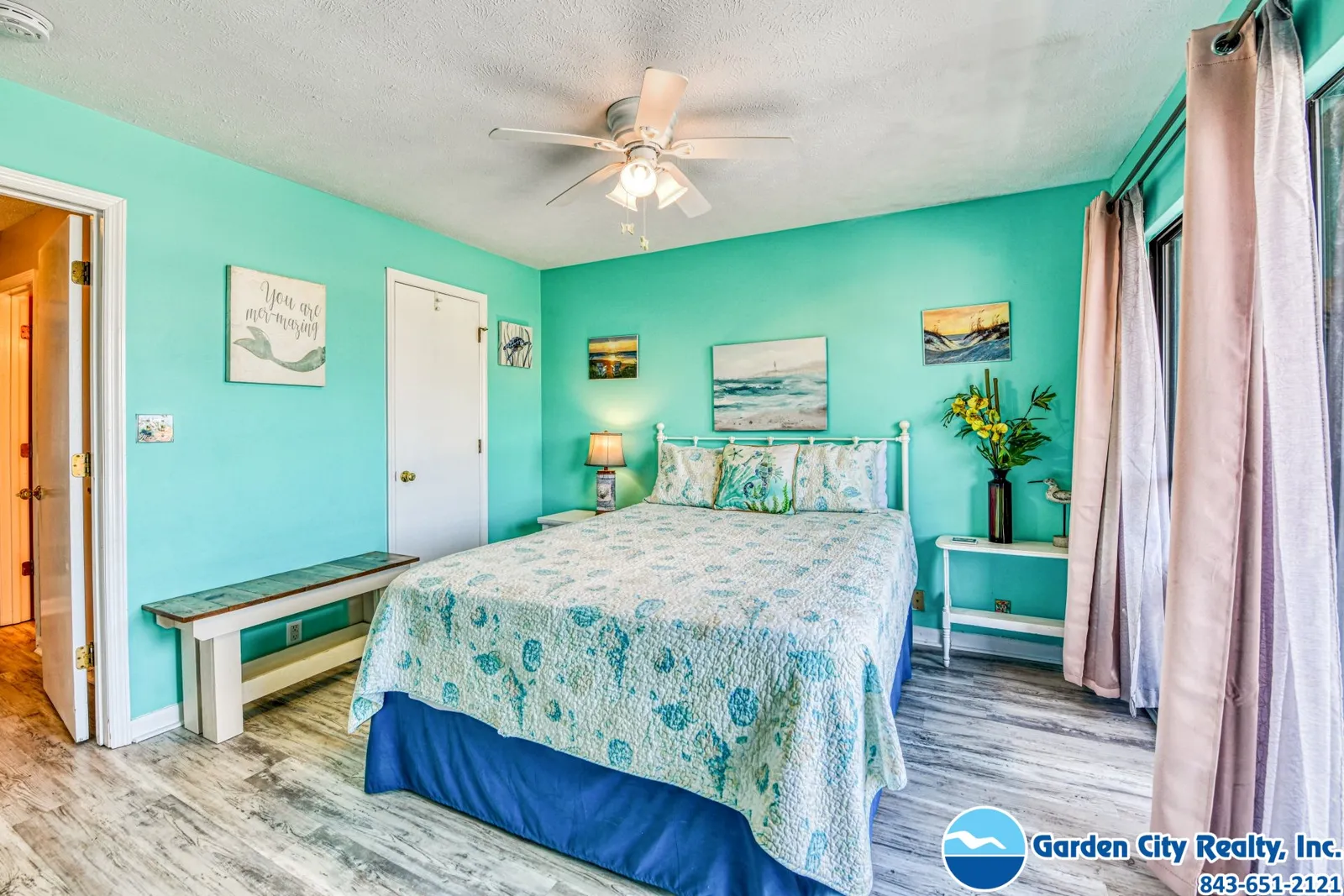 Garden City Guest House 108 photo 15