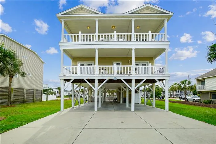 Royal Paradise 1856 S. Waccamaw Dr. Garden City, SC 29576 photo 1