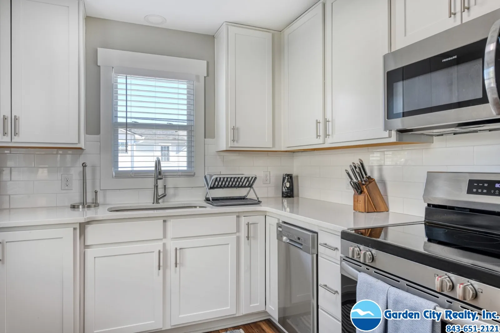 D-D's Beach House photo 17