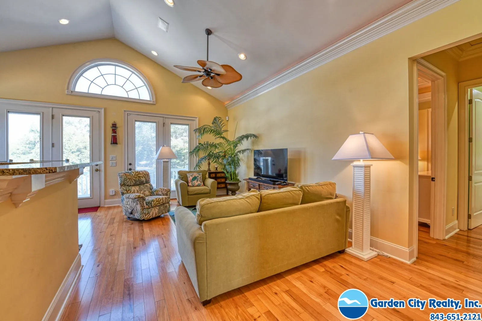 570 Vista Drive photo 10