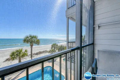 Ocean Cove 202