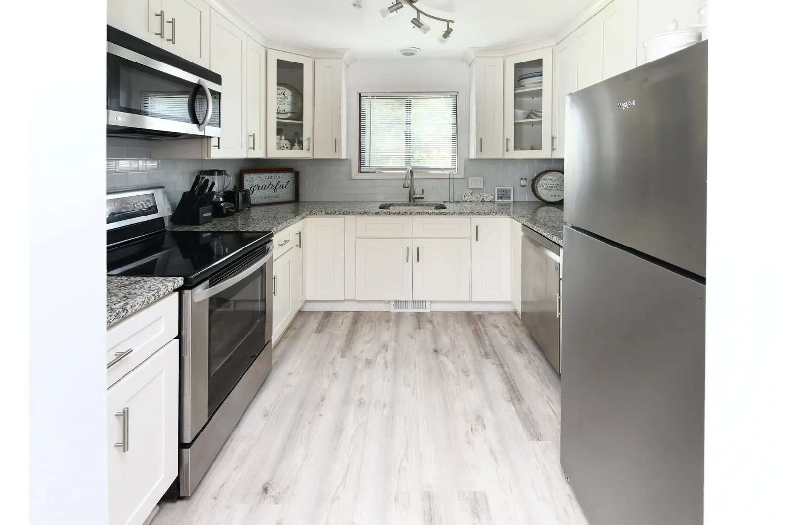 Dottie's Place photo 3