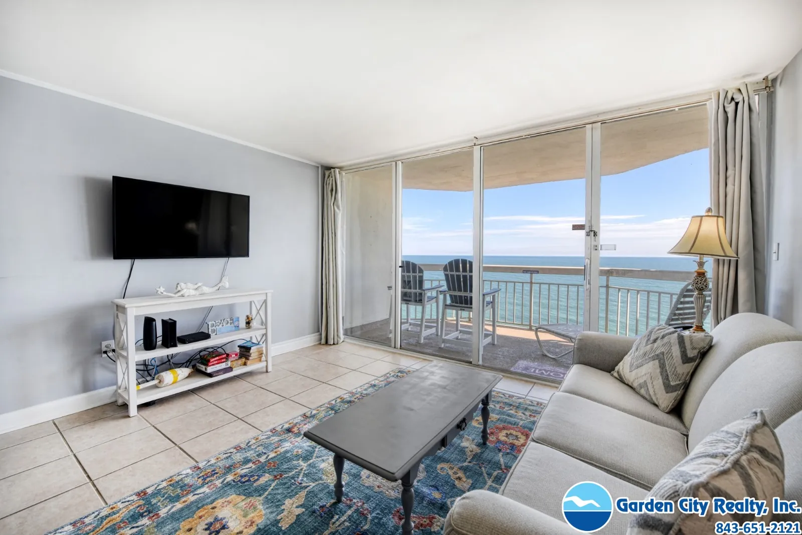 Water's Edge 1406 photo 6