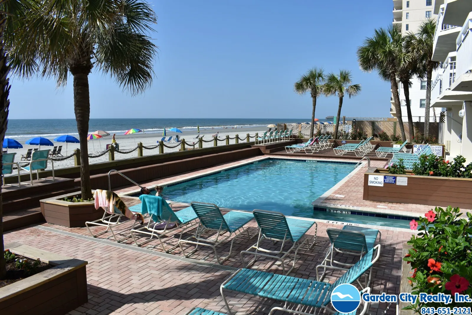 Water's Edge 708 photo 24