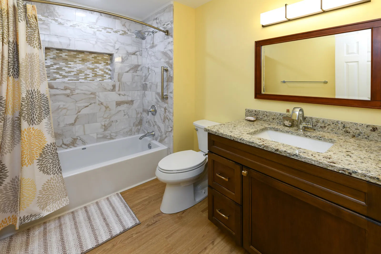 Surfside Landing 301 photo 24