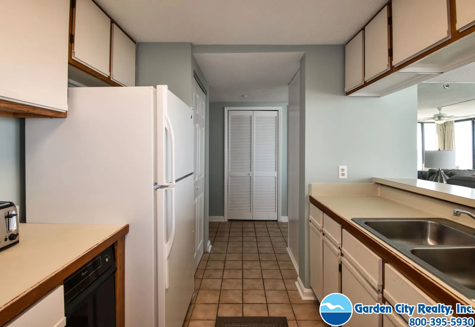 One Ocean Place 210 photo 14