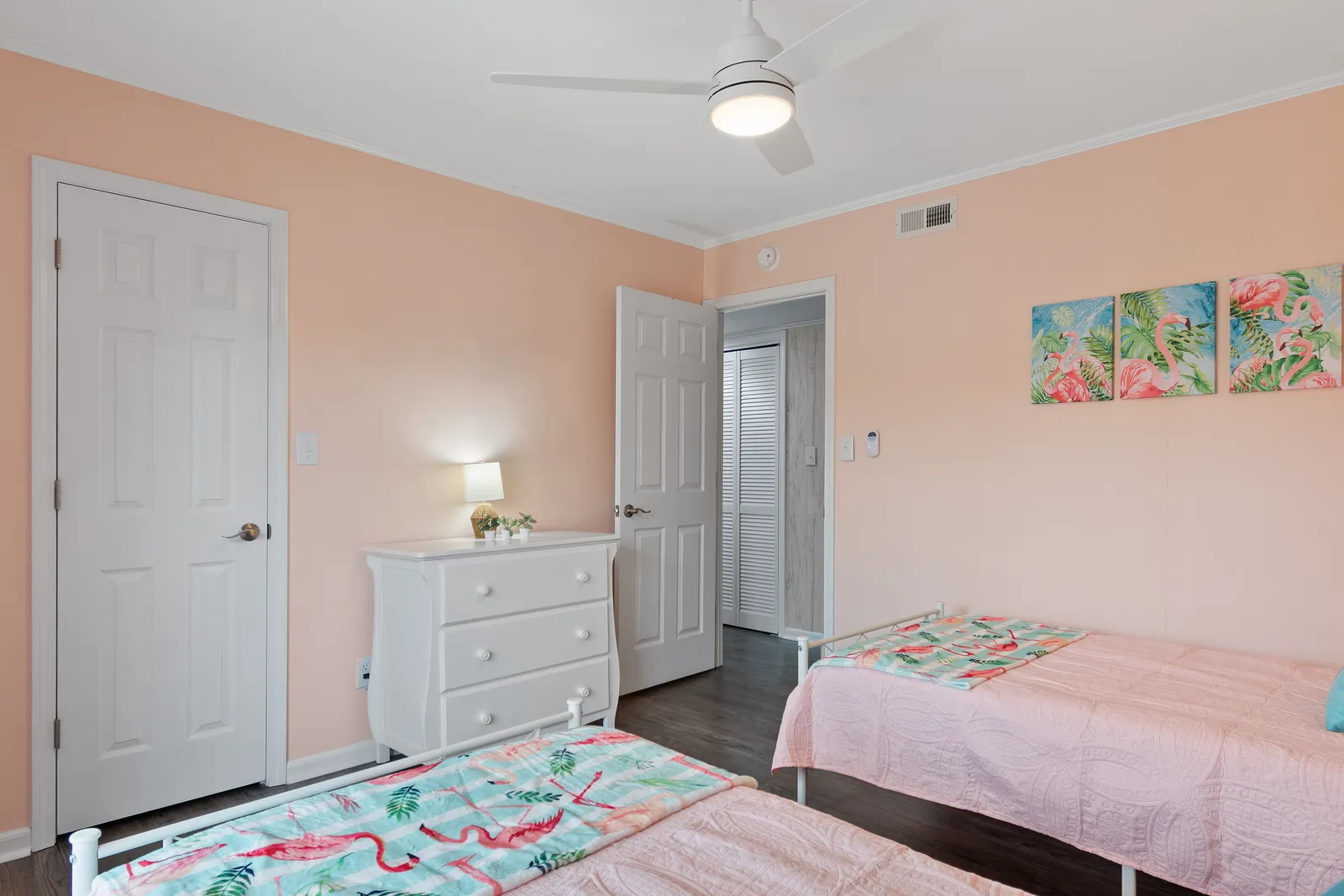 Floral Villa, Unit E-19 photo 23