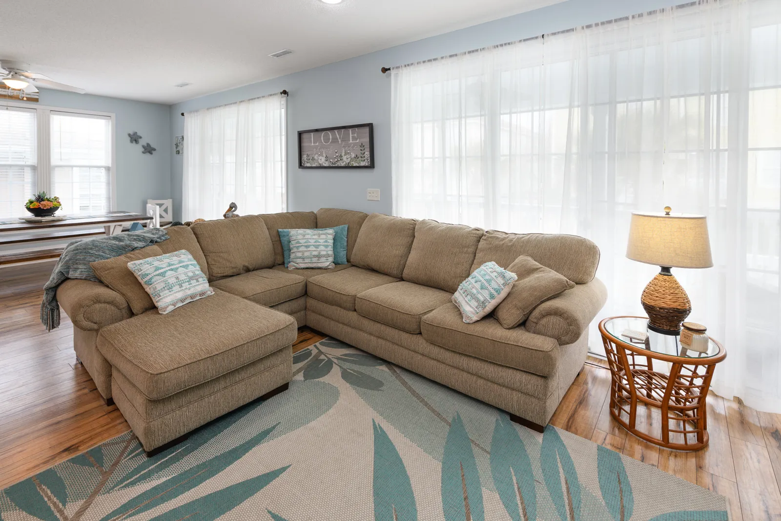 Pelican Point photo 9
