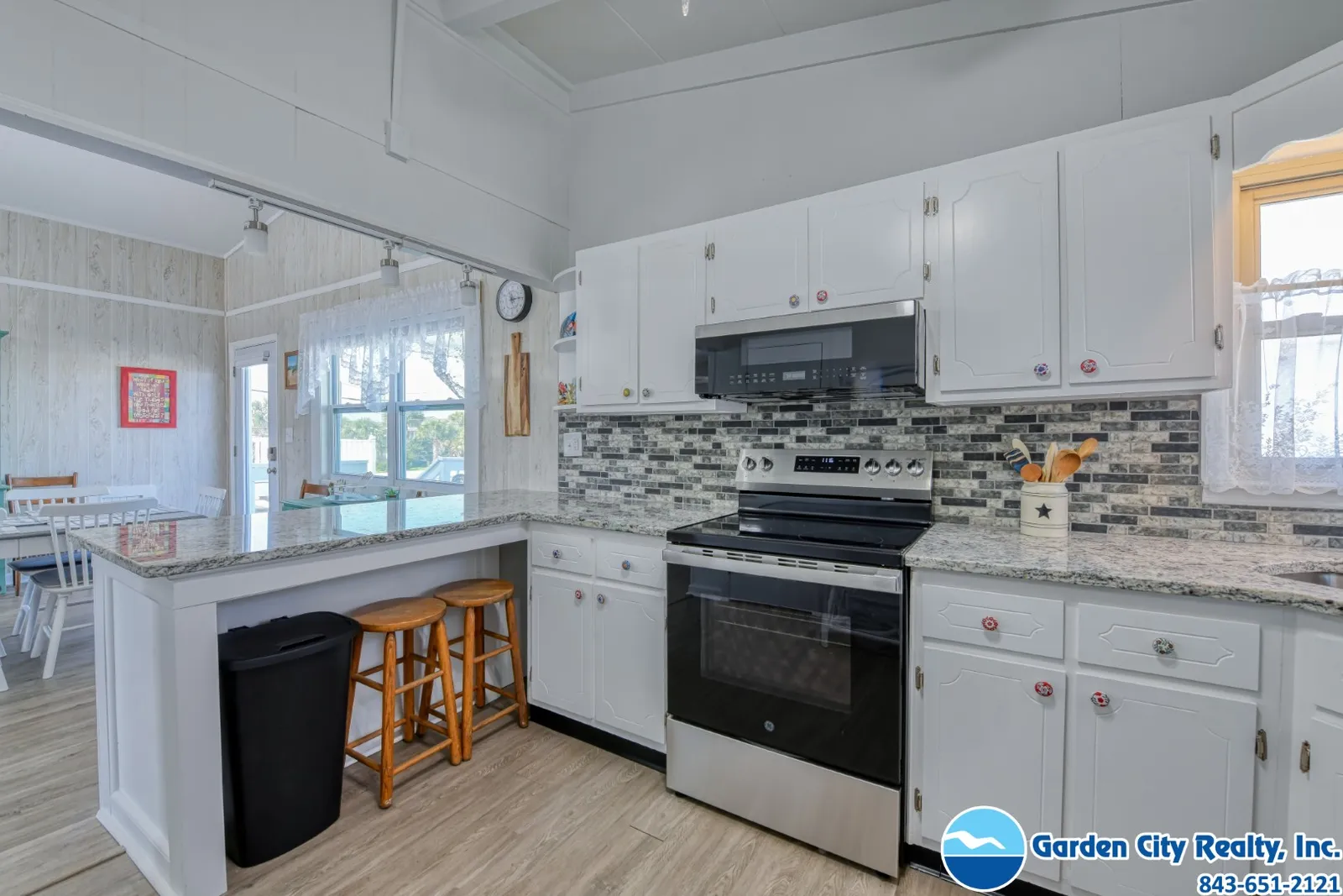 318 Underwood Drive – South Wind 2.0 photo 24