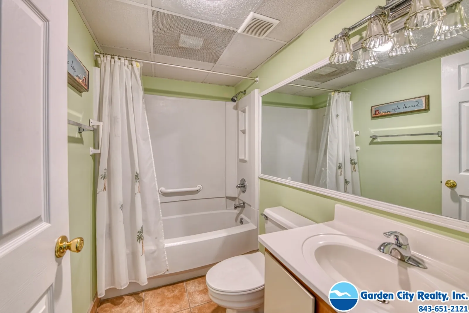 Royal Garden Resort 810 photo 21