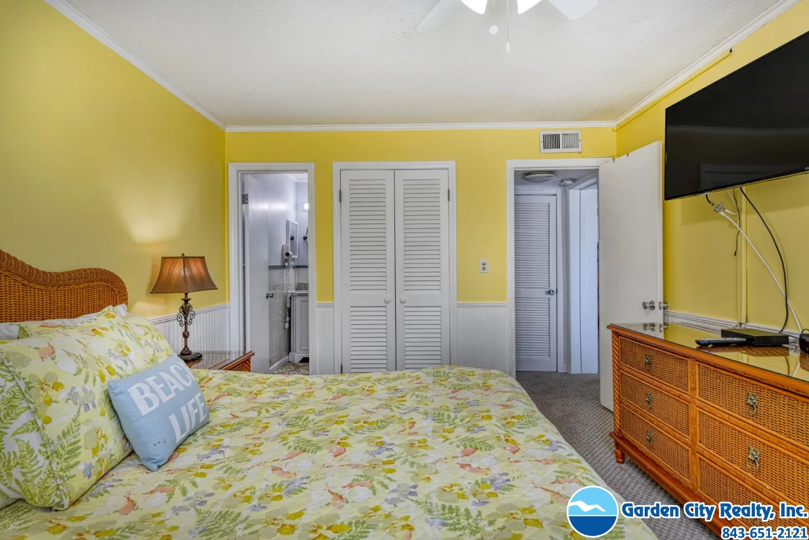 Sea Master 211 photo 24