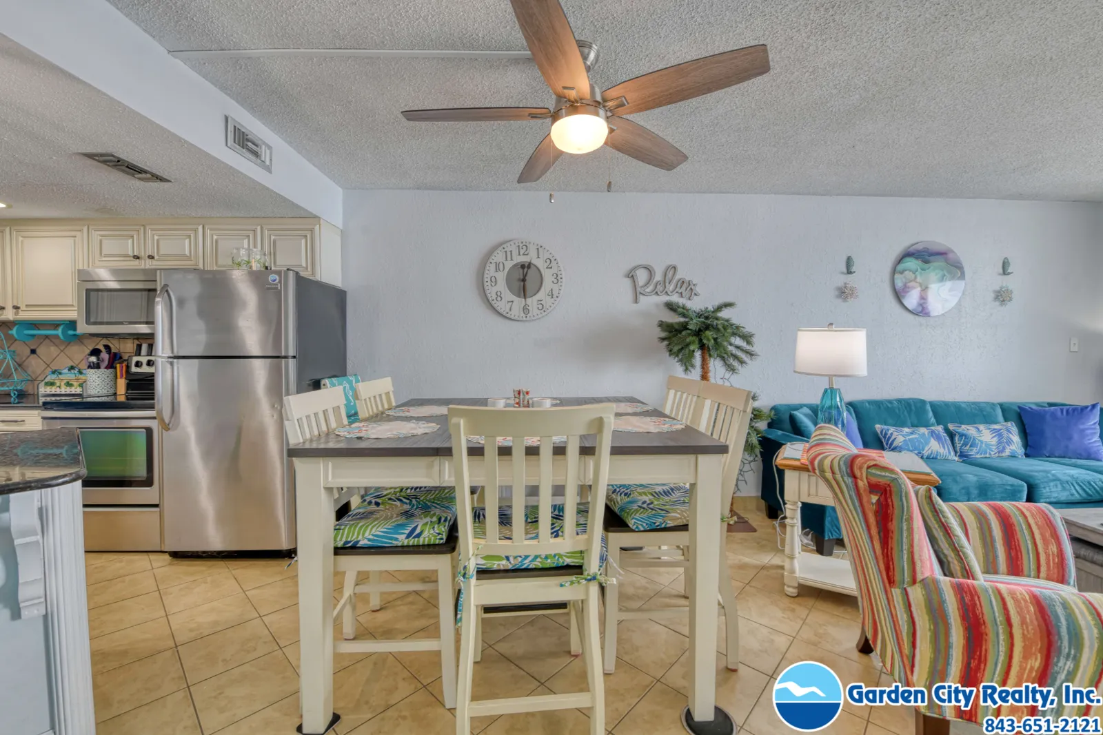 Water's Edge 312 photo 15