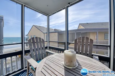 Sea Oaks 301