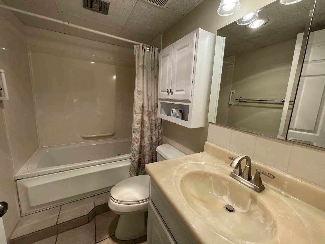 Royal Garden Resort 710 photo 12