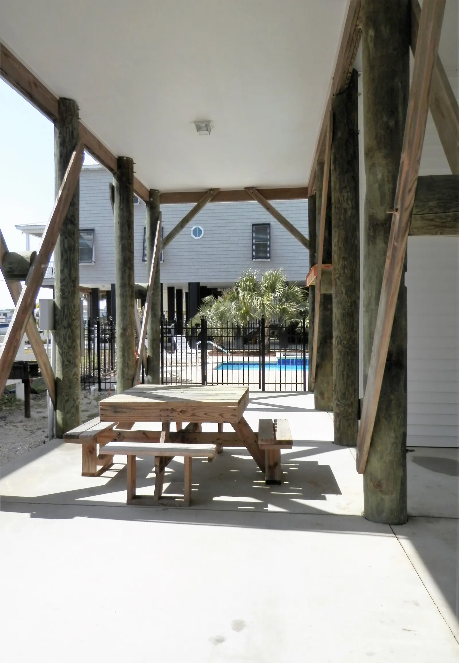 Crenson Beach, 507 N. Waccamaw Drive, Garden City Beach photo 7