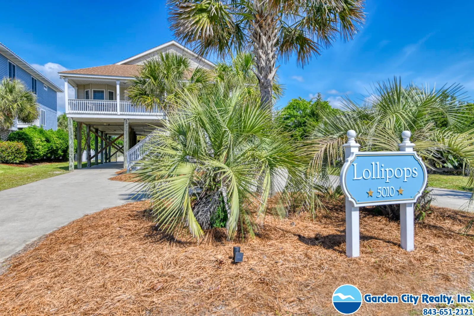 Lollipops Beach House photo 3