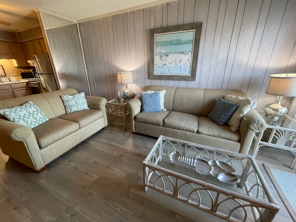 Inlet Pointe 37 photo 2