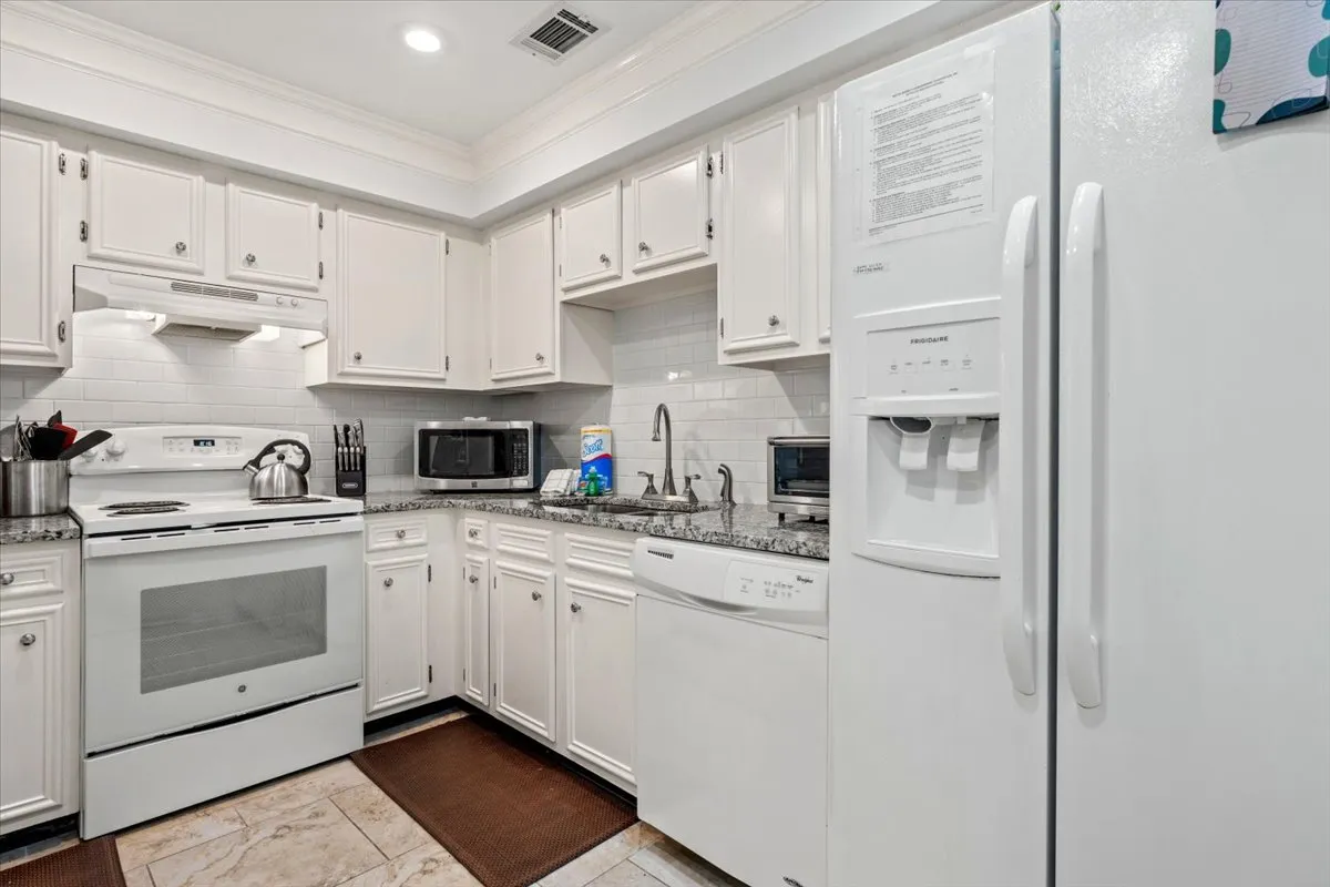 South Shores II, Unit 105 photo 12