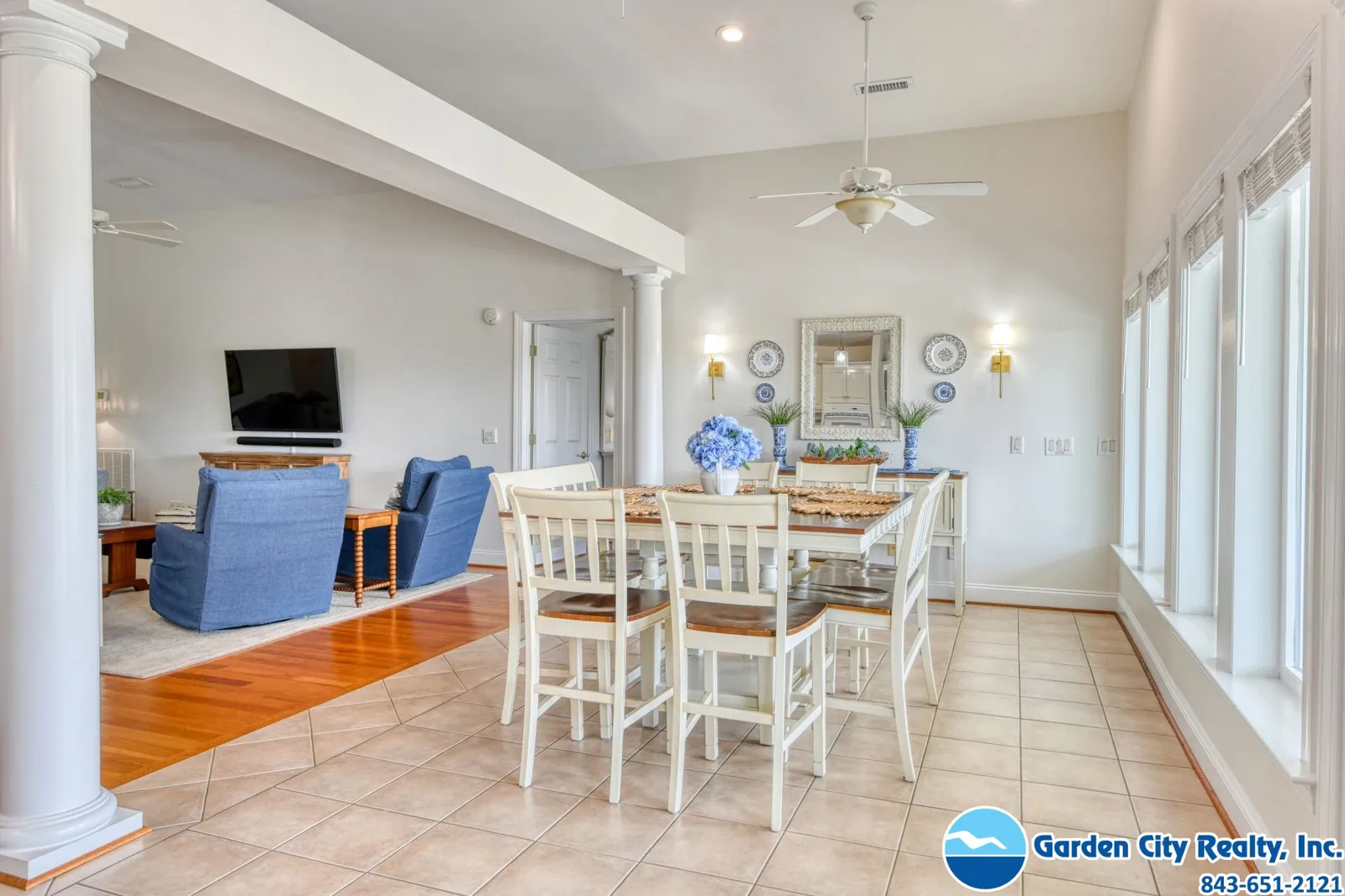 Lollipops Beach House photo 19