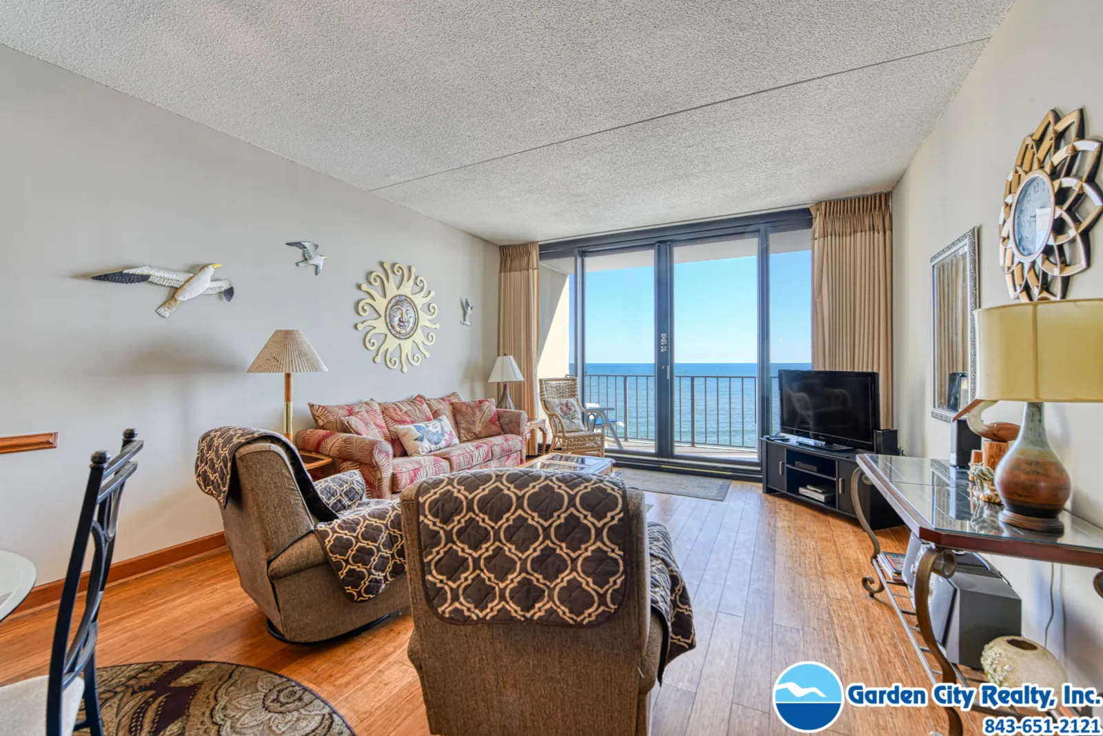Horizon East 804 photo 8