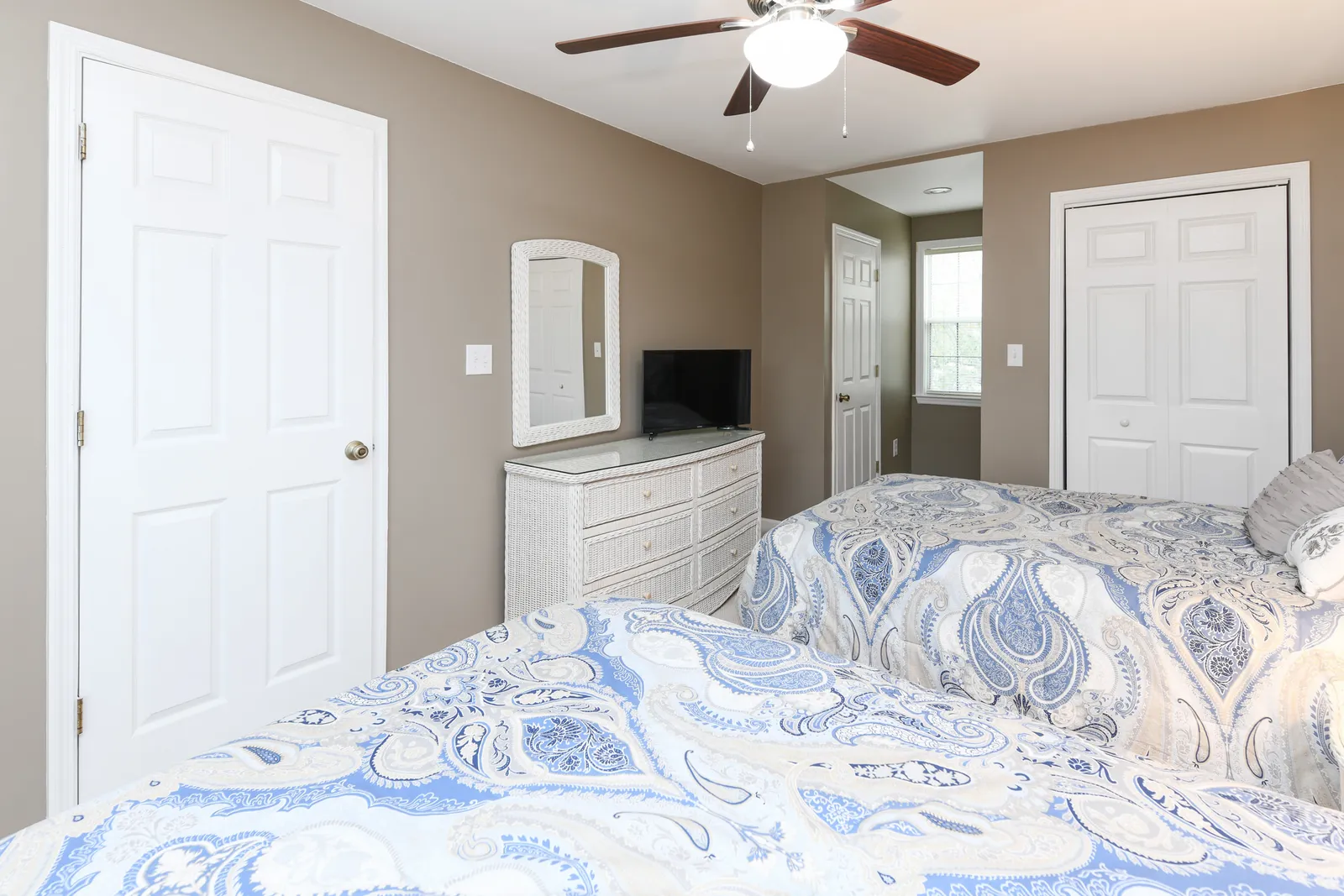Looney Dunes photo 21