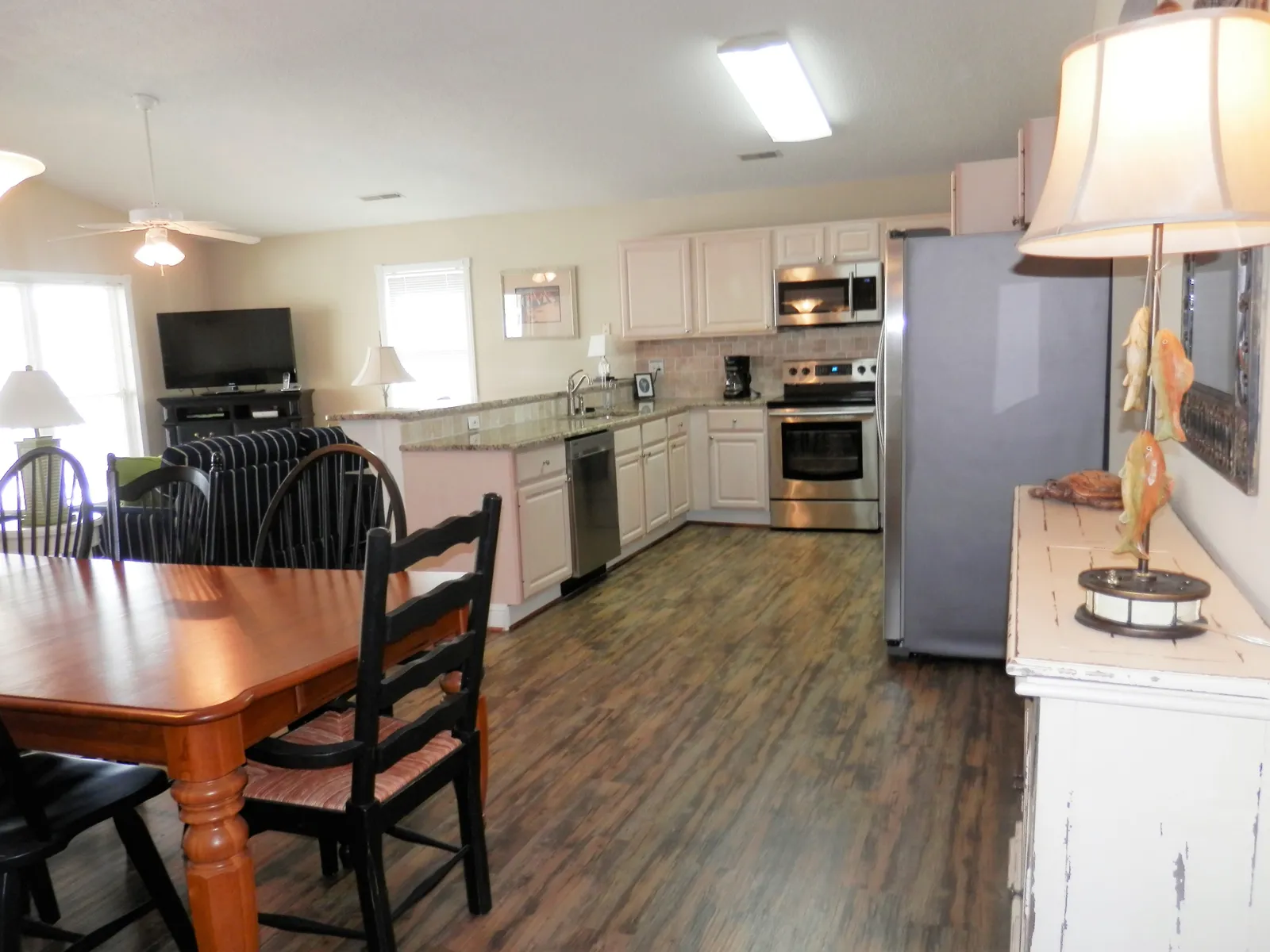 Crenson Beach, 507 N. Waccamaw Drive, Garden City Beach photo 11