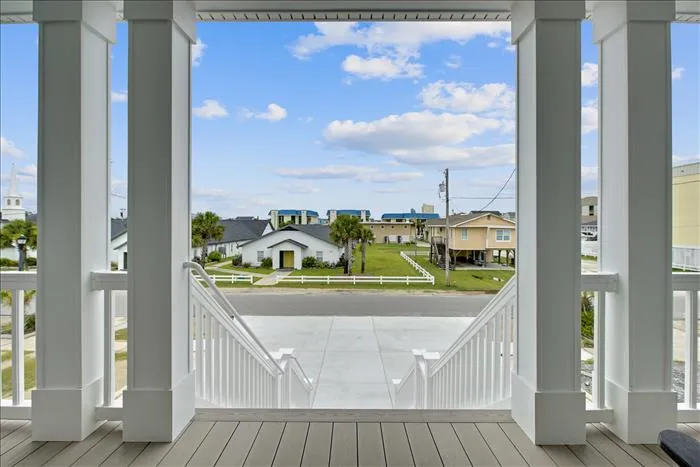 Marlie's Retreat, 121 Yaupon Ave Garden City, SC 29576 photo 10