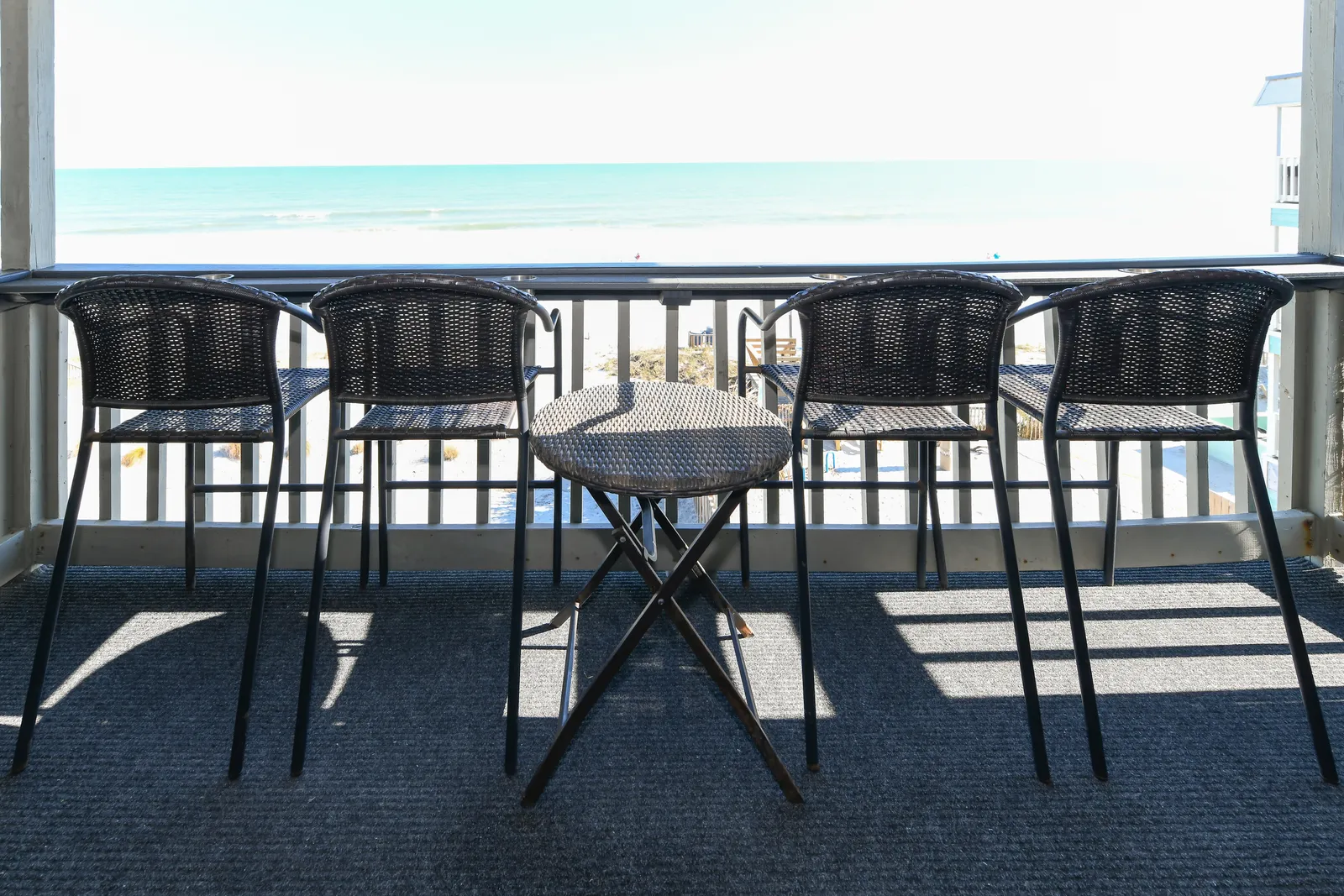 Surfwatch II 305 photo 16