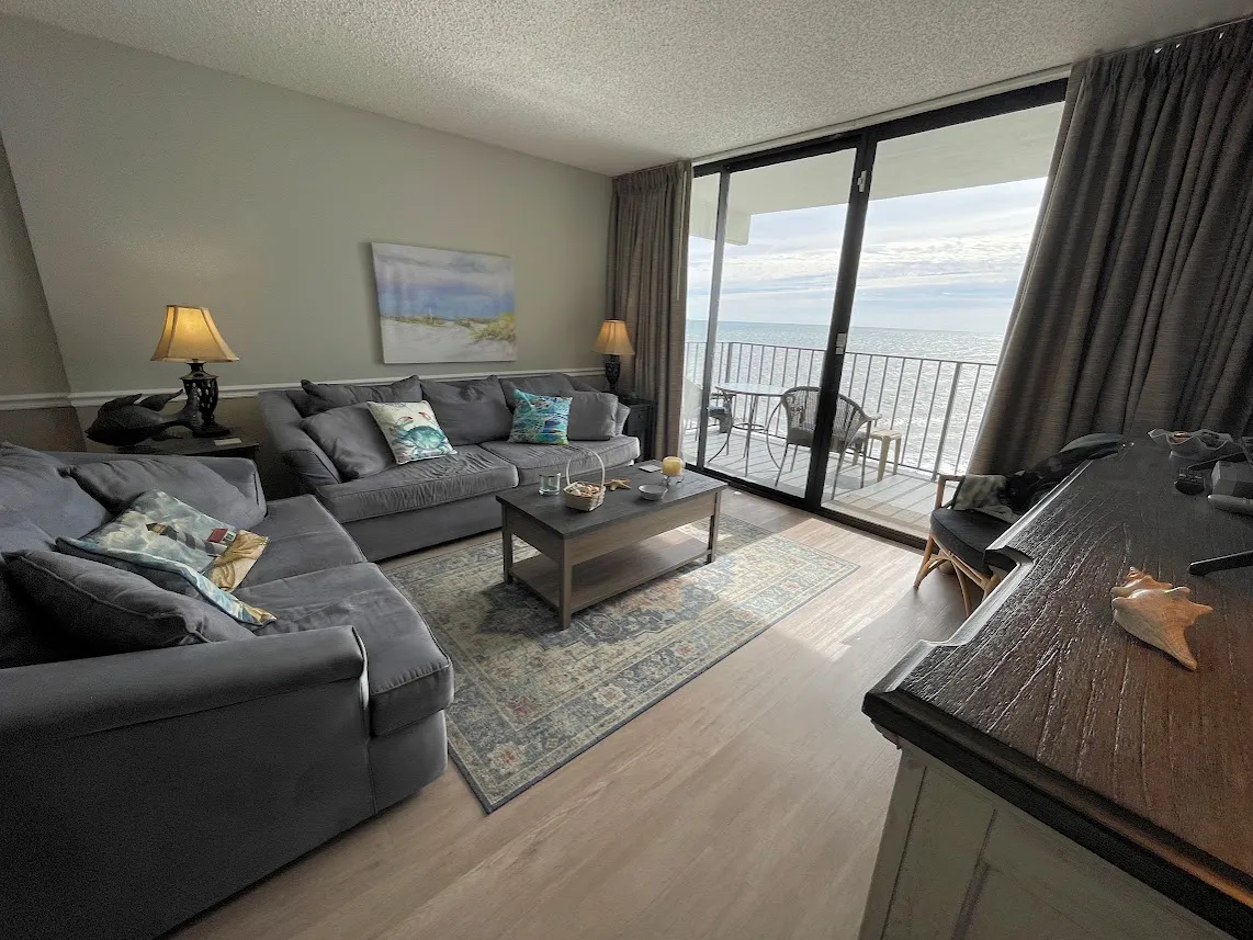 Royal Garden Resort 703 photo 1