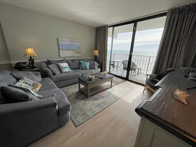 Royal Garden Resort 703