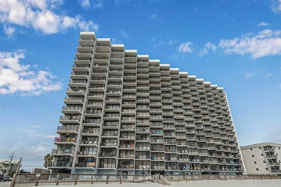 Royal Garden Resort 710 photo 24