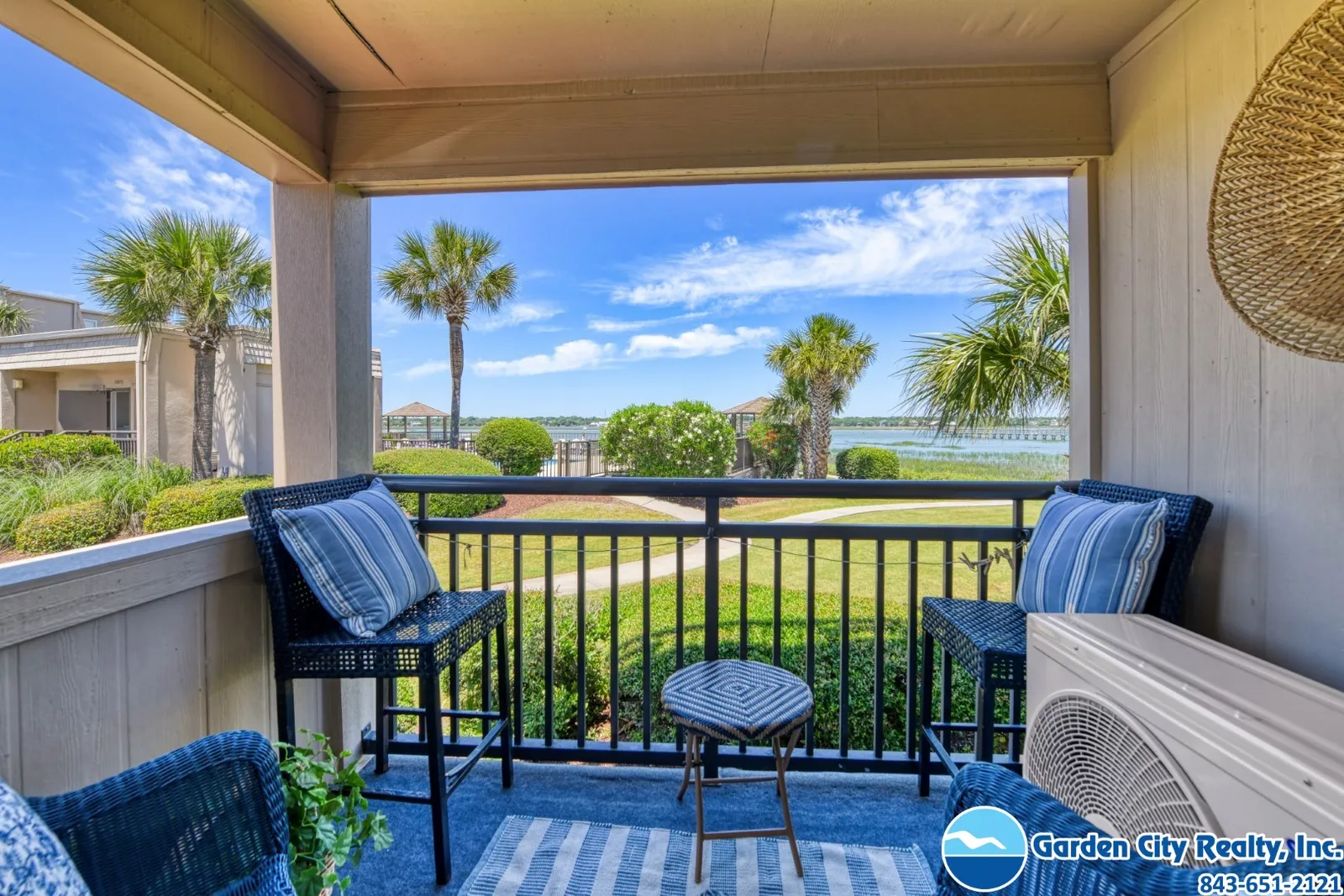 Inlet Pointe 19 photo 1