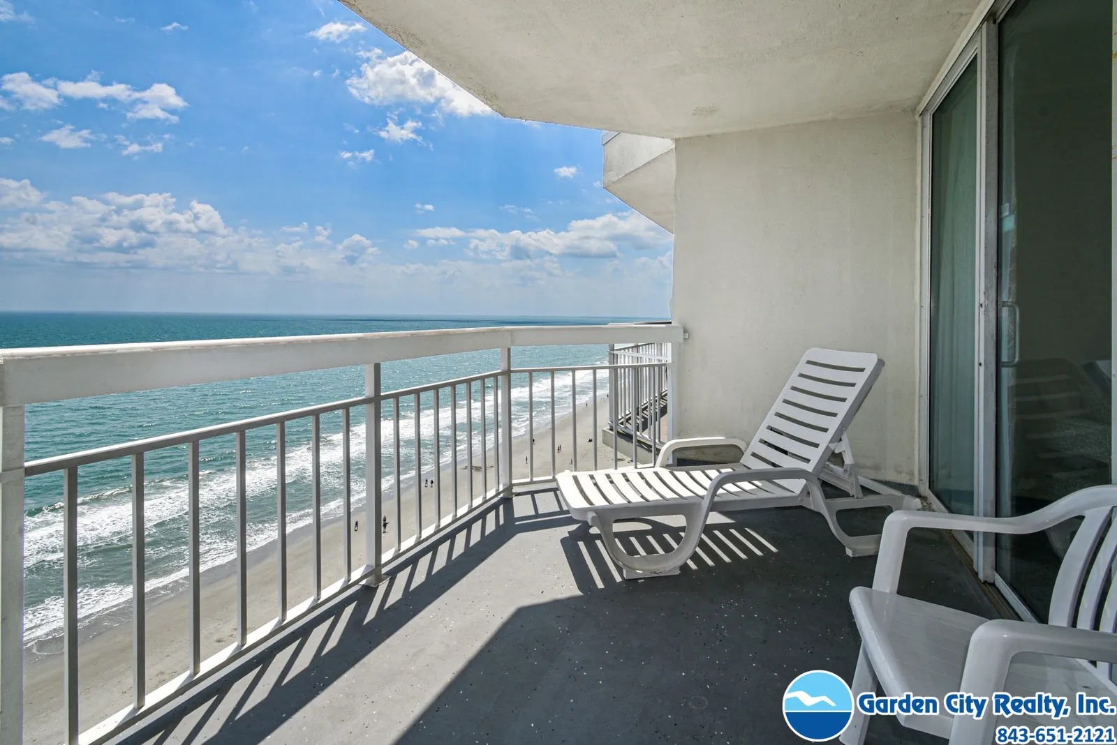 Water's Edge 1511 photo 3